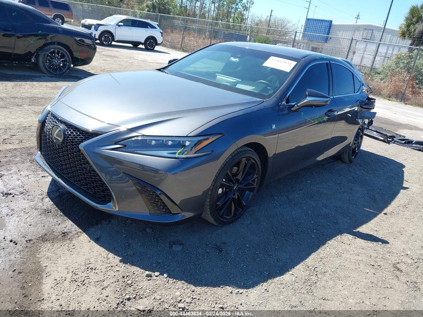 2024 Lexus Es 300H F Sport Handling