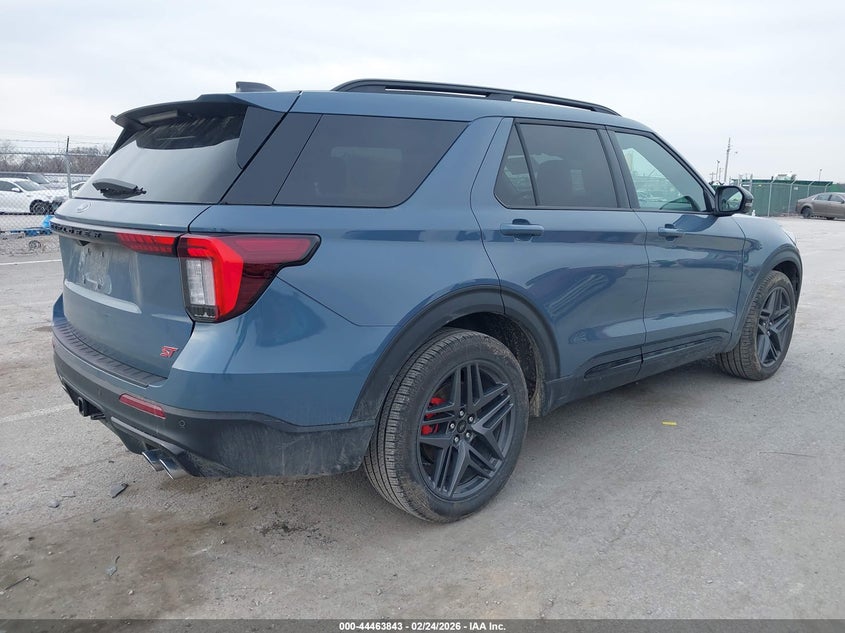 2025 Ford Explorer St