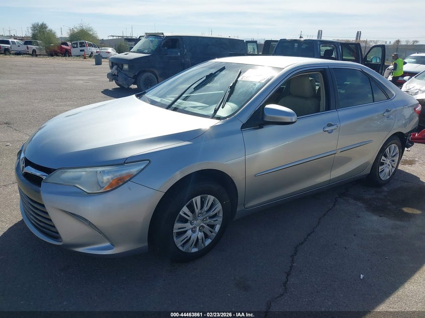 2016 Toyota Camry Le