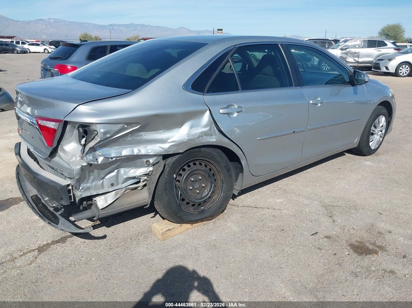 2016 Toyota Camry Le