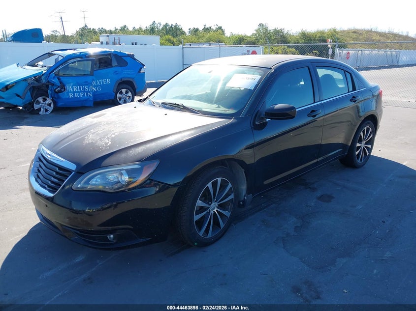 2012 Chrysler 200 Touring