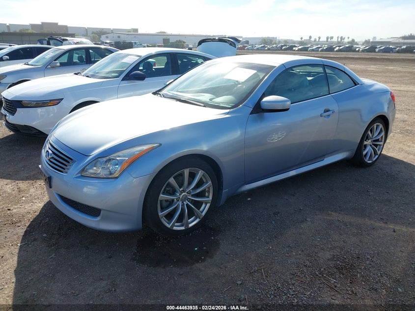 2010 Infiniti G37