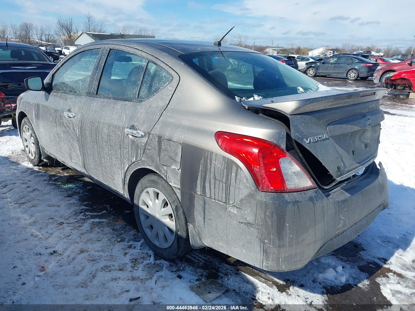 2015 Nissan Versa 1.6 Sv