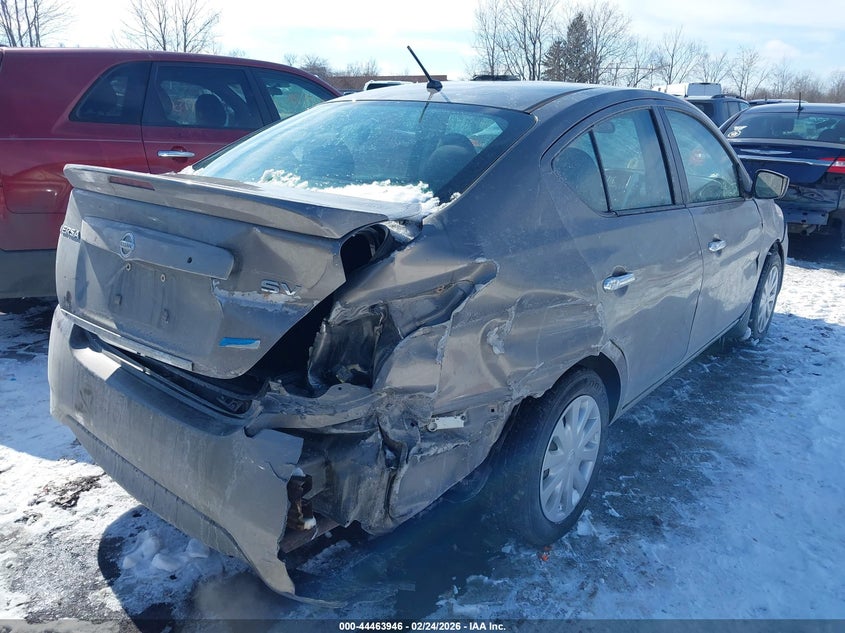 2015 Nissan Versa 1.6 Sv