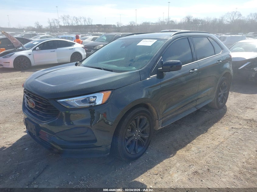 2022 Ford Edge Se