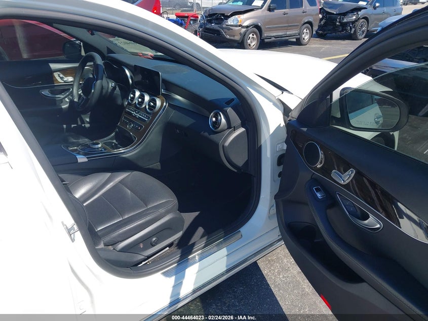 2020 Mercedes-Benz C 300