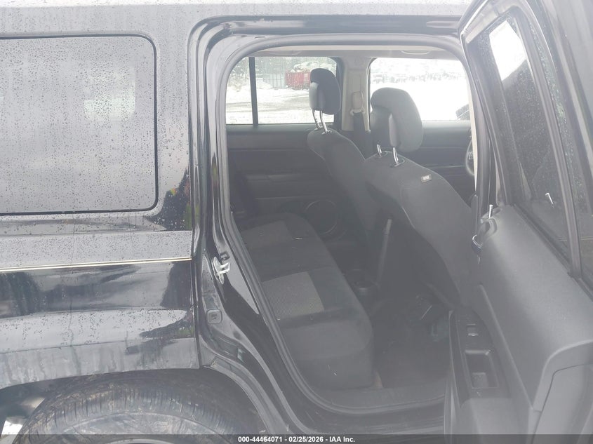2014 JEEP PATRIOT auction photo 8