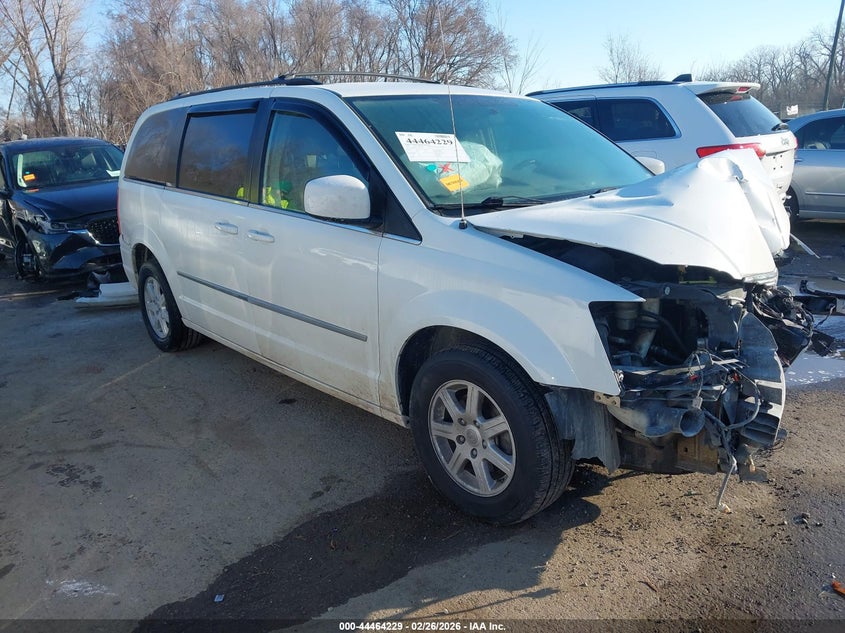 2010 Chrysler Town & Country Touring