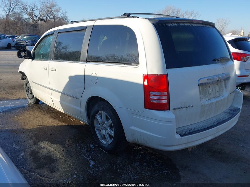2010 Chrysler Town & Country Touring