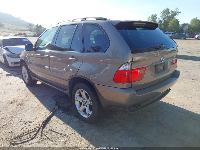 2005 BMW X5 3.0I