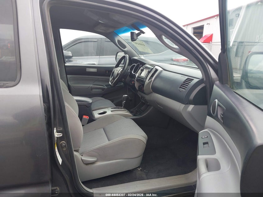 2013 Toyota Tacoma Base V6