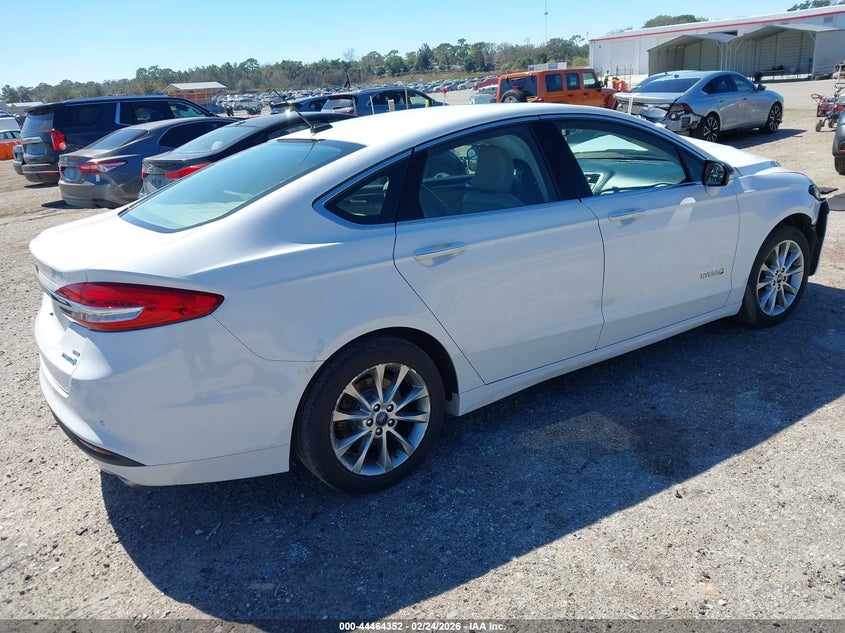 2017 Ford Fusion Hybrid Se