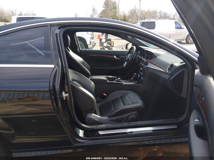 2014 Mercedes-Benz C 250