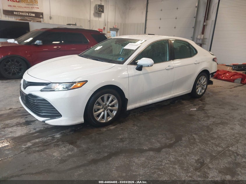 2020 Toyota Camry Le Awd