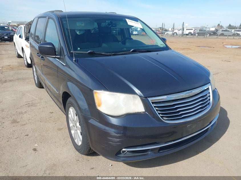 2014 Chrysler Town & Country Touring