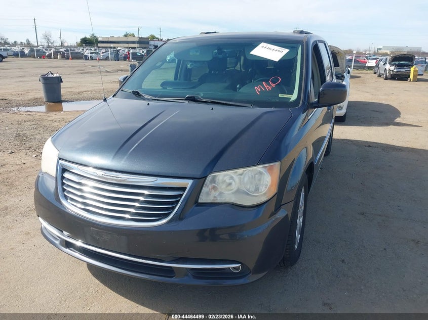 2014 Chrysler Town & Country Touring