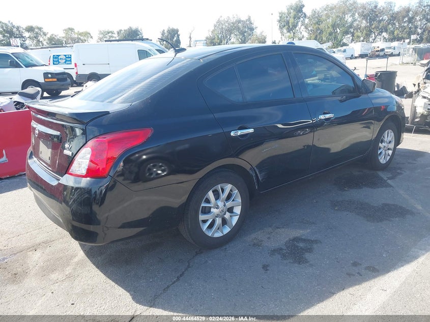 2017 Nissan Versa 1.6 Sv