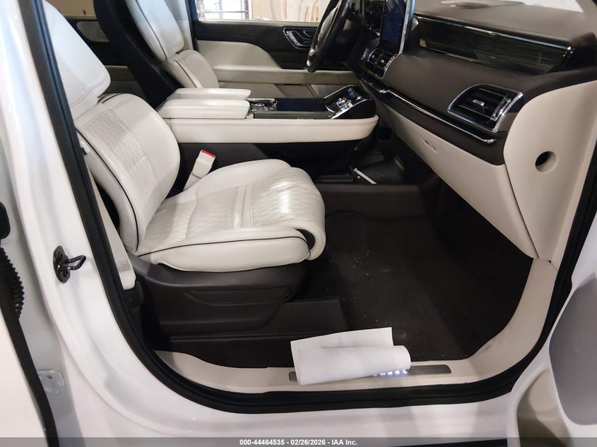 2021 Lincoln Navigator Black Label