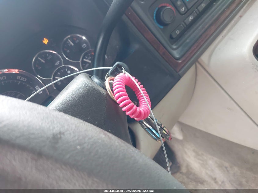 2005 Cadillac Escalade Standard VIN: 1GYEK63N95R187973 Lot: 44464578