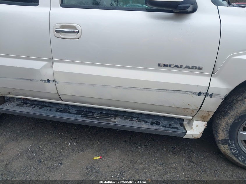 2005 Cadillac Escalade Standard VIN: 1GYEK63N95R187973 Lot: 44464578