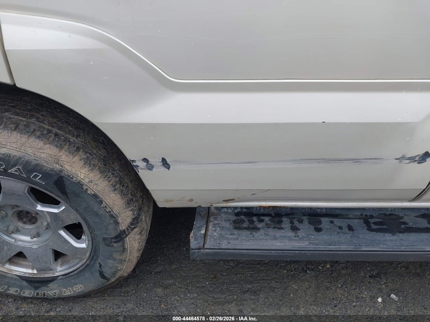 2005 Cadillac Escalade Standard VIN: 1GYEK63N95R187973 Lot: 44464578