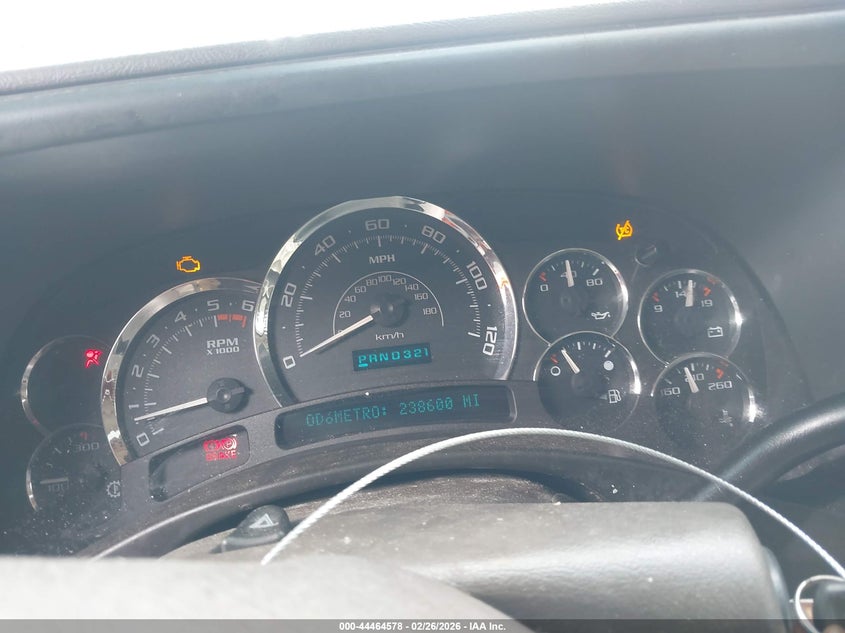 2005 Cadillac Escalade Standard VIN: 1GYEK63N95R187973 Lot: 44464578