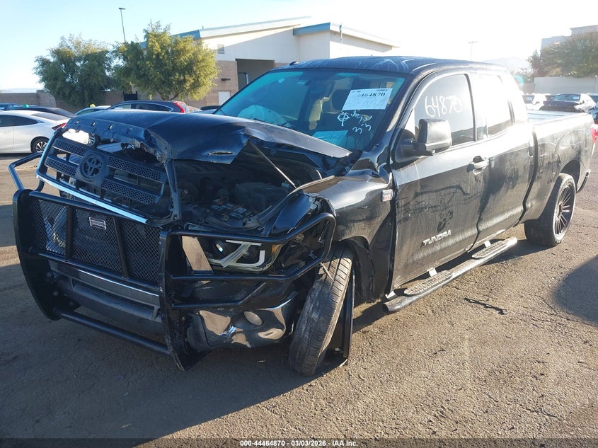 2013 Toyota Tundra Grade 5.7L V8