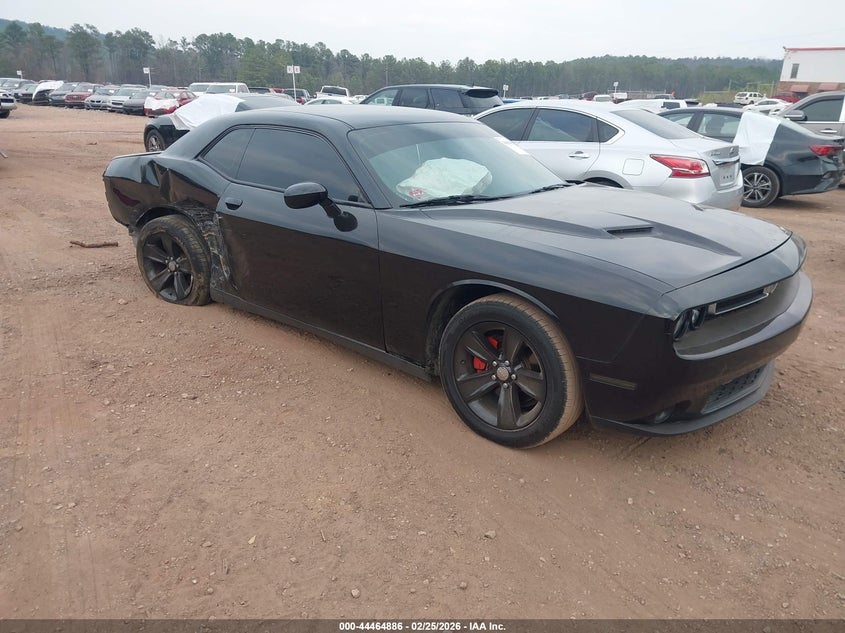 2016 Dodge Challenger Sxt
