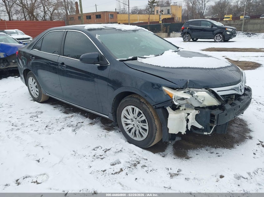 2014 Toyota Camry Le