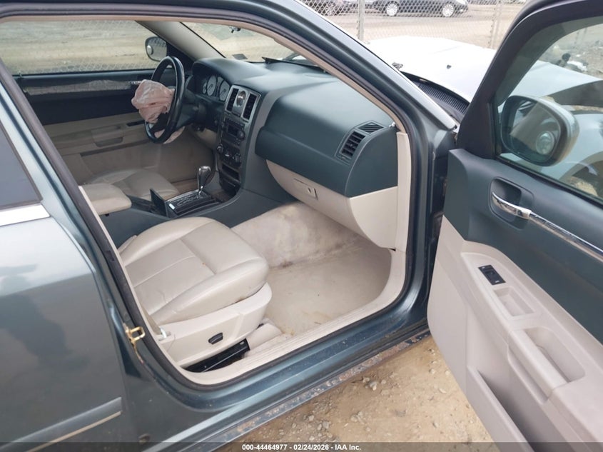 2005 Chrysler 300 Touring