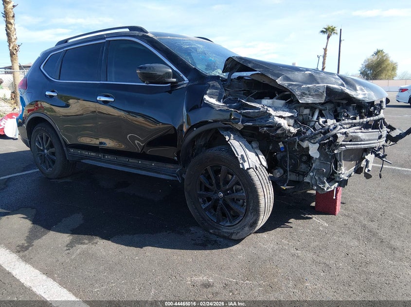 2018 Nissan Rogue Sv