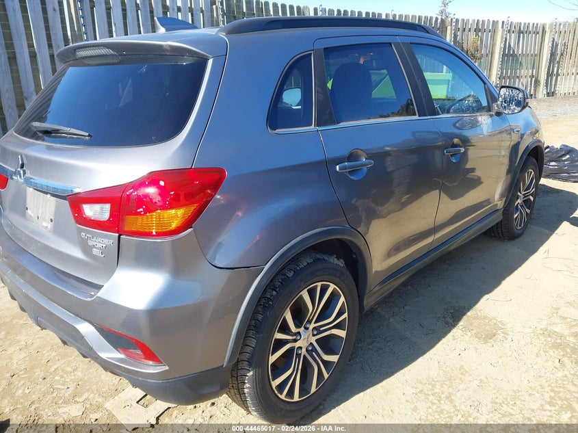 2018 Mitsubishi Outlander Sport 2.4 Sel