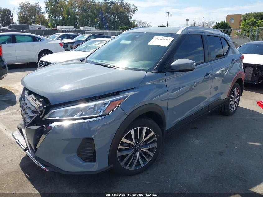 2024 Nissan Kicks Sv Xtronic Cvt