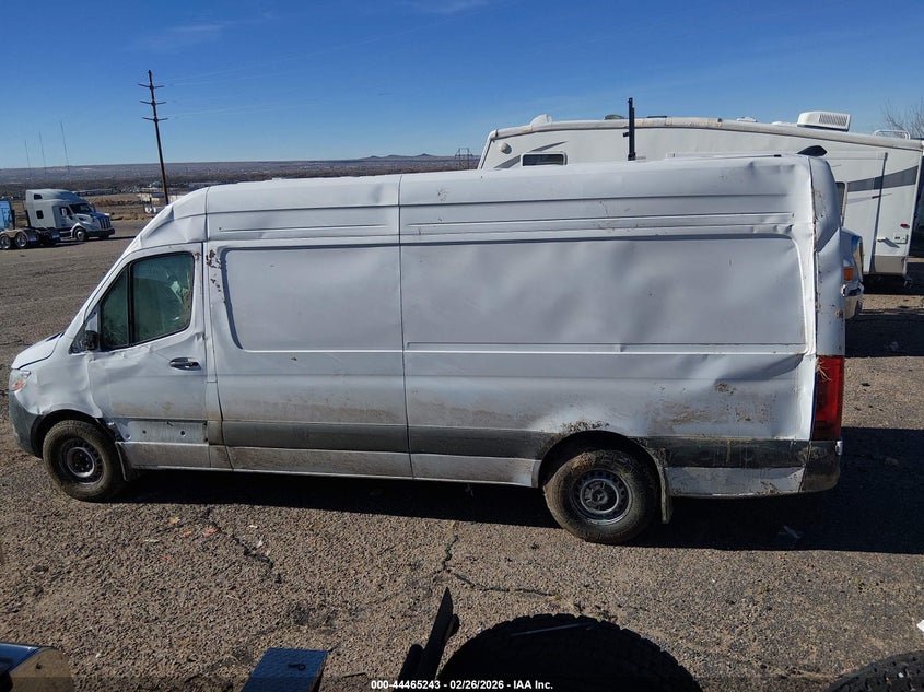 2025 MERCEDES-BENZ SPRINTER 2500 HIGH ROOF 4-CYL DIESEL — Фото 14