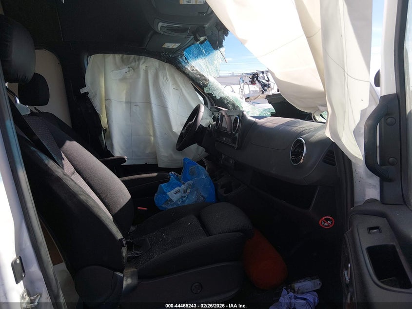 2025 MERCEDES-BENZ SPRINTER 2500 HIGH ROOF 4-CYL DIESEL — Фото 5