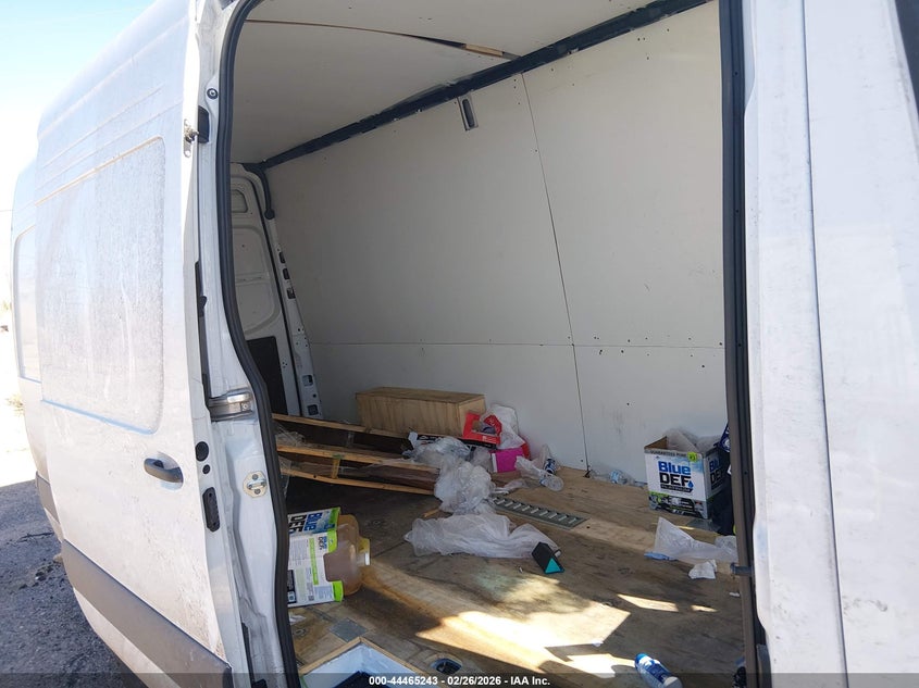 2025 MERCEDES-BENZ SPRINTER 2500 HIGH ROOF 4-CYL DIESEL — Фото 8