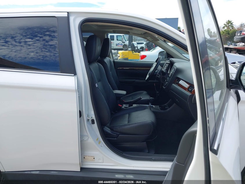 2014 Mitsubishi Outlander Gt