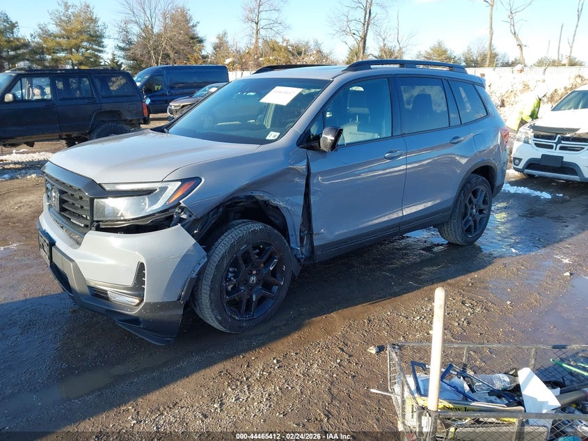 Vin: 5fnyf8h80sb003205, lot: 44962079, honda passport awd black 20254