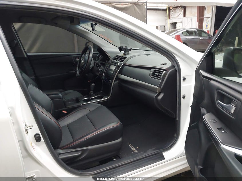 2016 Toyota Camry Se