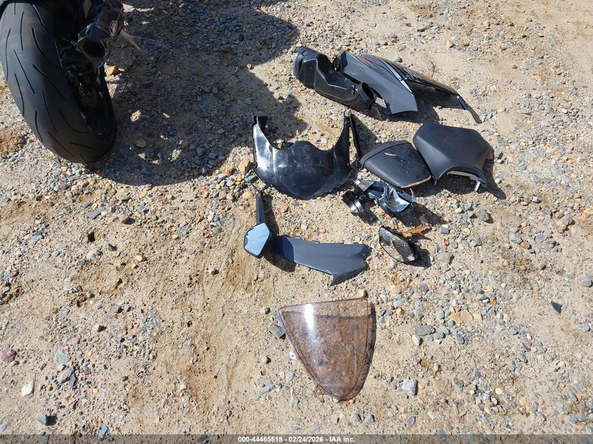 2025 Suzuki Gsx-R750 VIN: JS1GR7MA4S7101403 Lot: 44465518