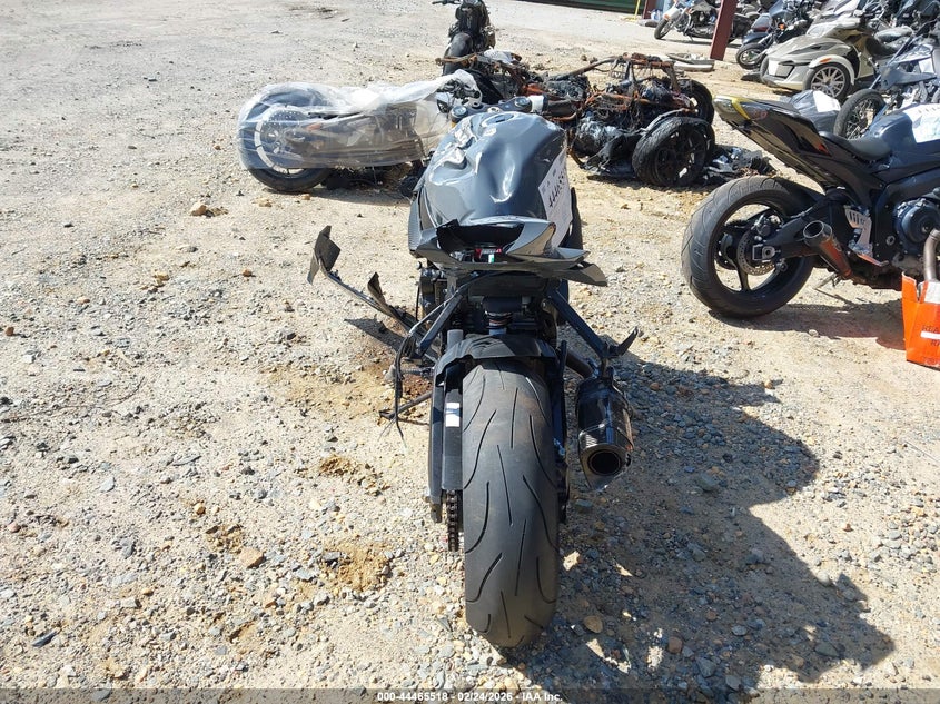 2025 Suzuki Gsx-R750 VIN: JS1GR7MA4S7101403 Lot: 44465518