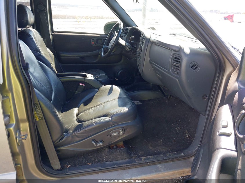 2004 Chevrolet S-10 Ls