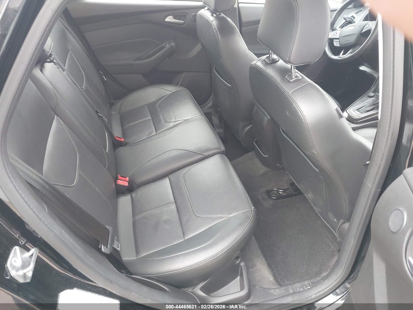 2018 Ford Focus 2.0 Titanium black Lot 111044465621 Vin 1FADP3J24JL280705