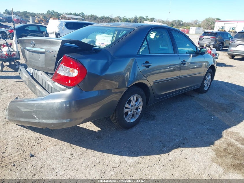 2004 Toyota Camry Le V6