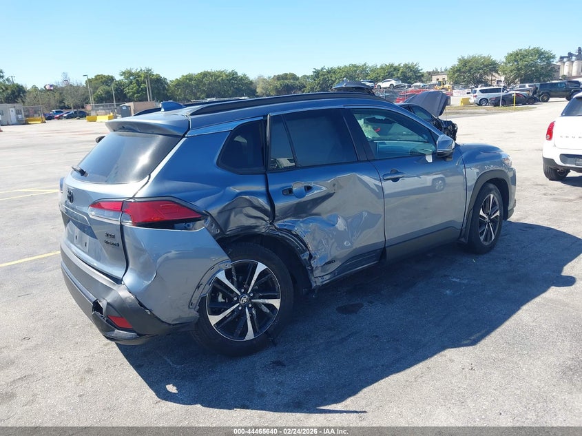 2024 Toyota Corolla Cross Hybrid Xse