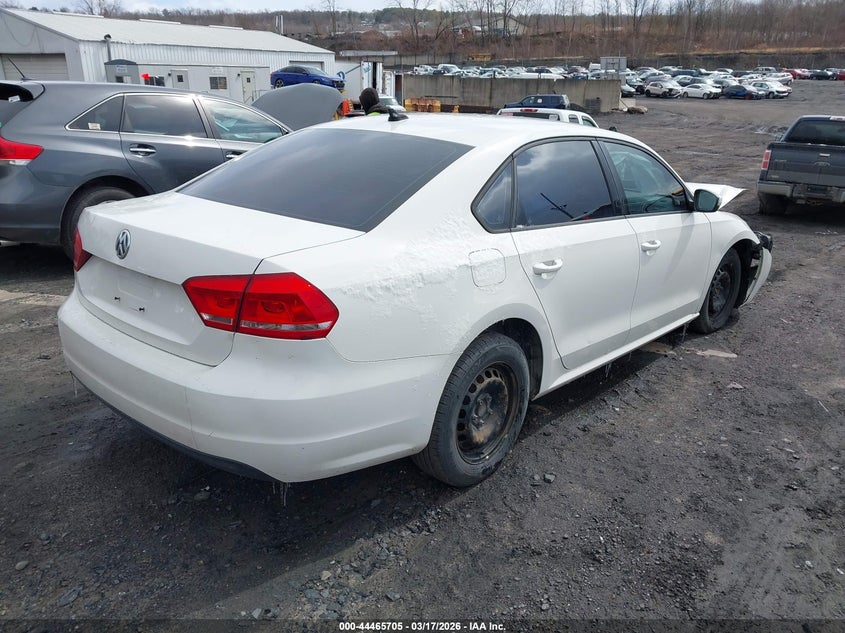 2014 Volkswagen Passat 2.5L S