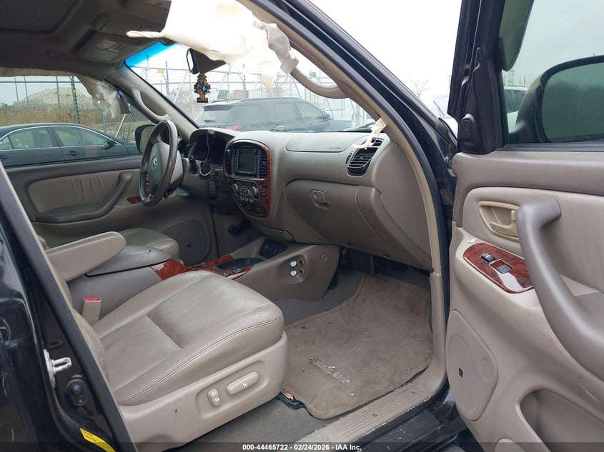 2005 Toyota Sequoia Limited V8