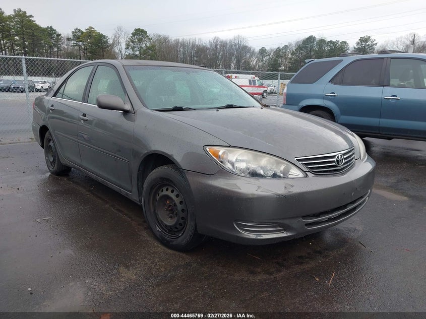 2005 TOYOTA CAMRY LE