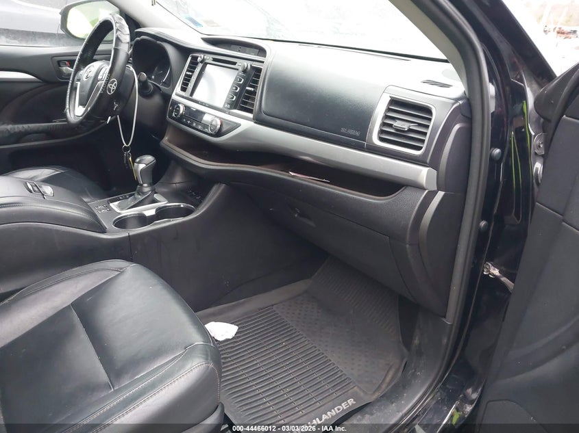 2016 Toyota Highlander Xle V6