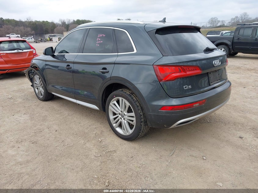 2018 Audi Q5 2.0T Premium/2.0T Tech Premium